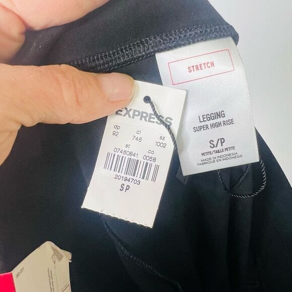 Express Black Soft Microsuede Feel Super High Rise Stretch Leggings NWT! - Picture 11 of 12